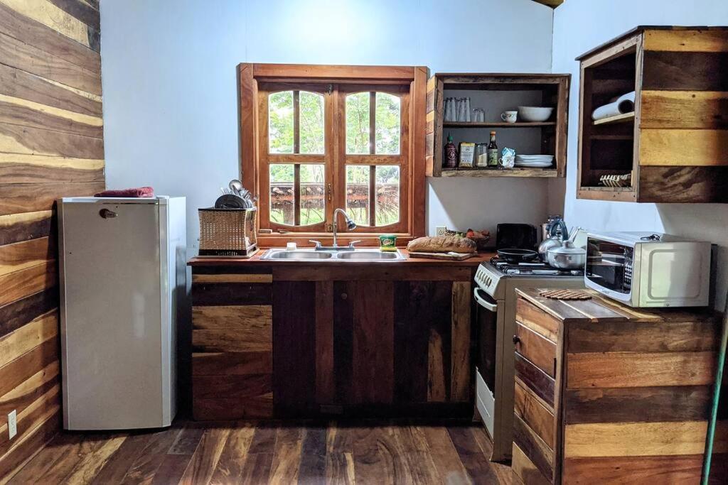Wood Cabin - Cabana Maderas Balgue Buitenkant foto